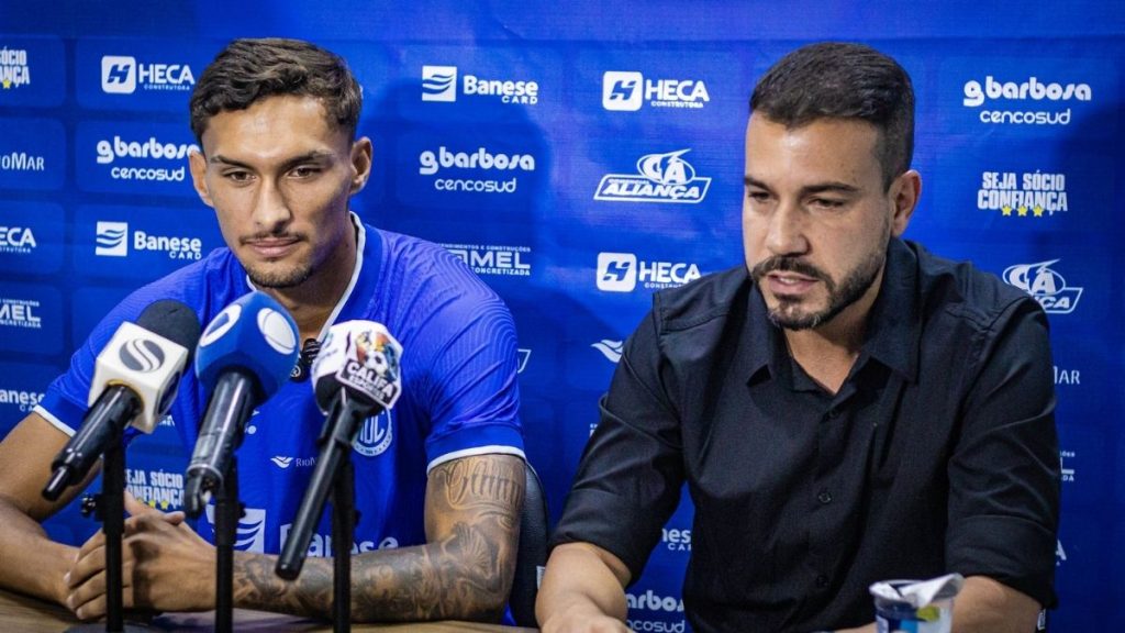 PH e Diogo Lemos em coletiva de apresentação - Foto: Sérgio Luis